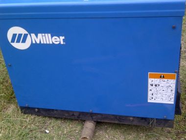 Rental Miller Dimension 562